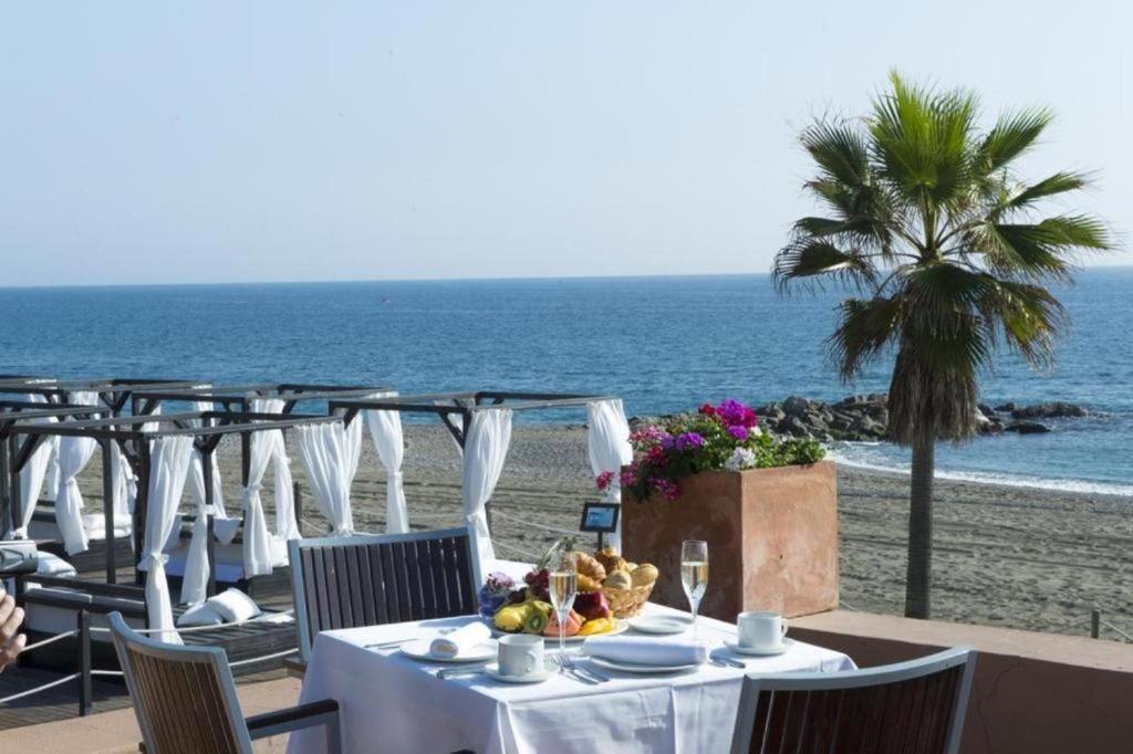 Skysea Holidays Banus Estepona Exterior photo